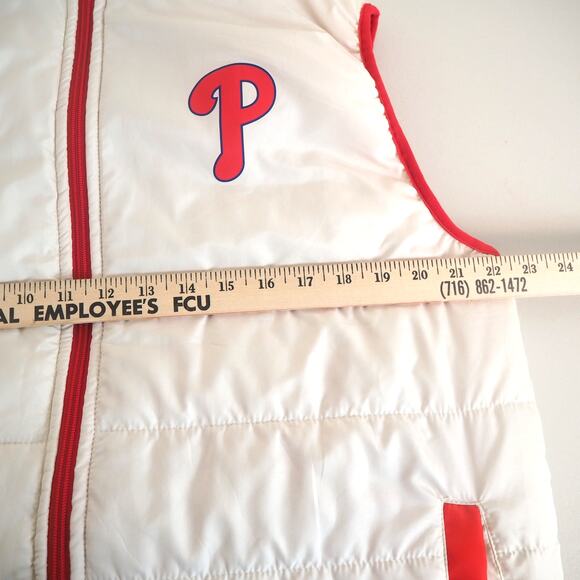 Philadelphia Phillies Puffer Vest Adult Size Large Mother's Day Stadium Giveaway - Picture 8 of 11